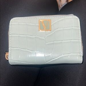 VS Elegant Mint Green Crocodile-Embossed Wallet